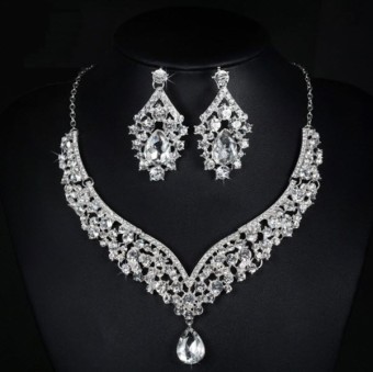 SET bijuterii mireasa cristale Zirconiu si placat cu aur alb 14k#1