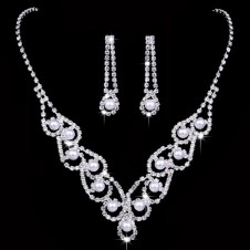 SET bijuterii mireasa colier si cercei incrustate cu cristale perle si Argint 925